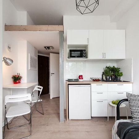 Superapart Chelmska 22 Varsóvia Exterior foto